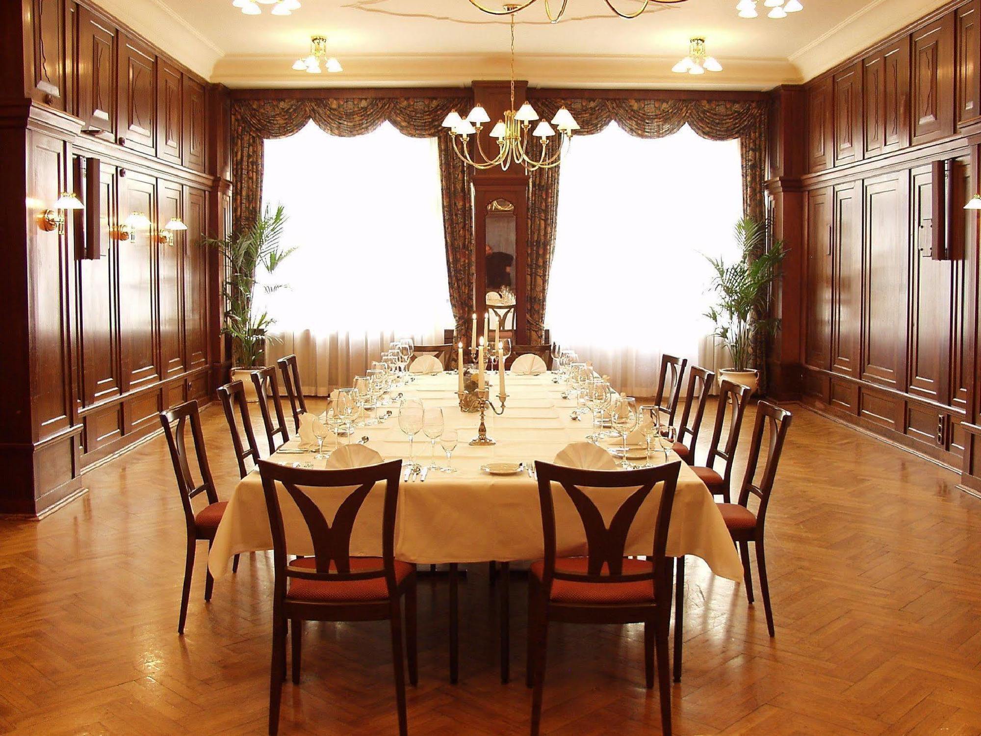 Hotel Albrechtshof 3*