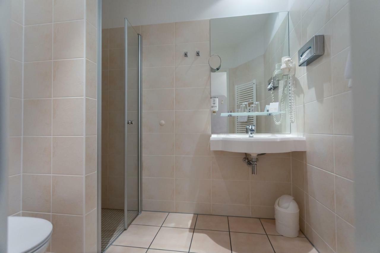 Albrechtshof Hotel 3*